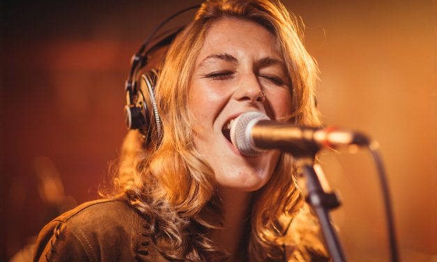 Where Honesty Heals: Vulnerability as a Language in Soulful Music