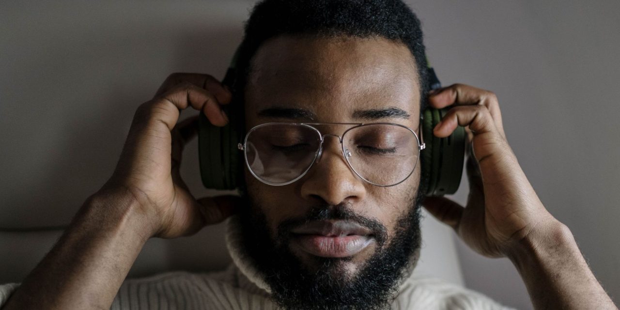 Why Ambient R&B Connects So Deeply With Listeners